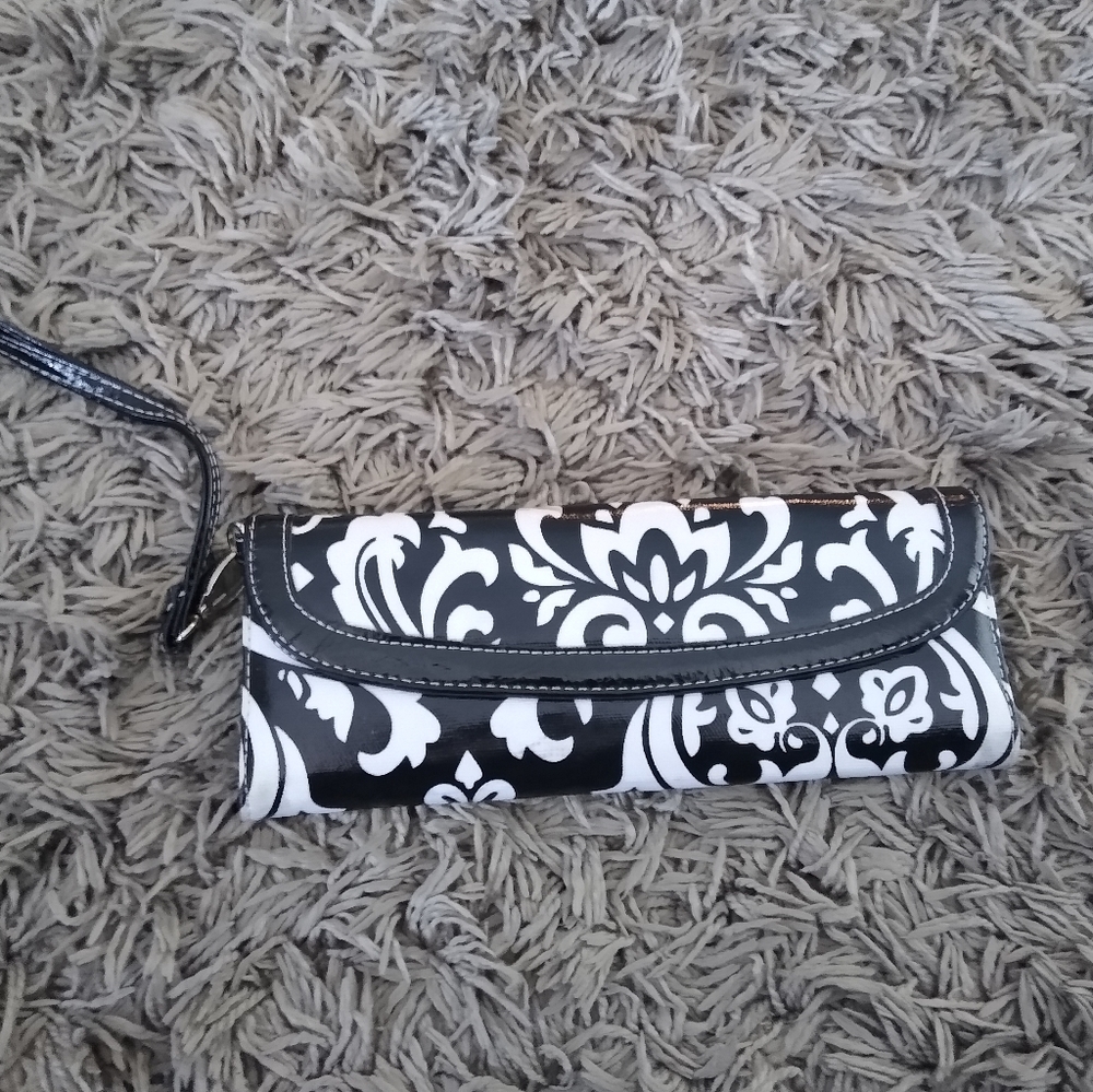 Very cute wristlet wallet